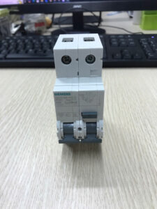 Cầu dao điện RCBO 5SU9 10KA Siemens
